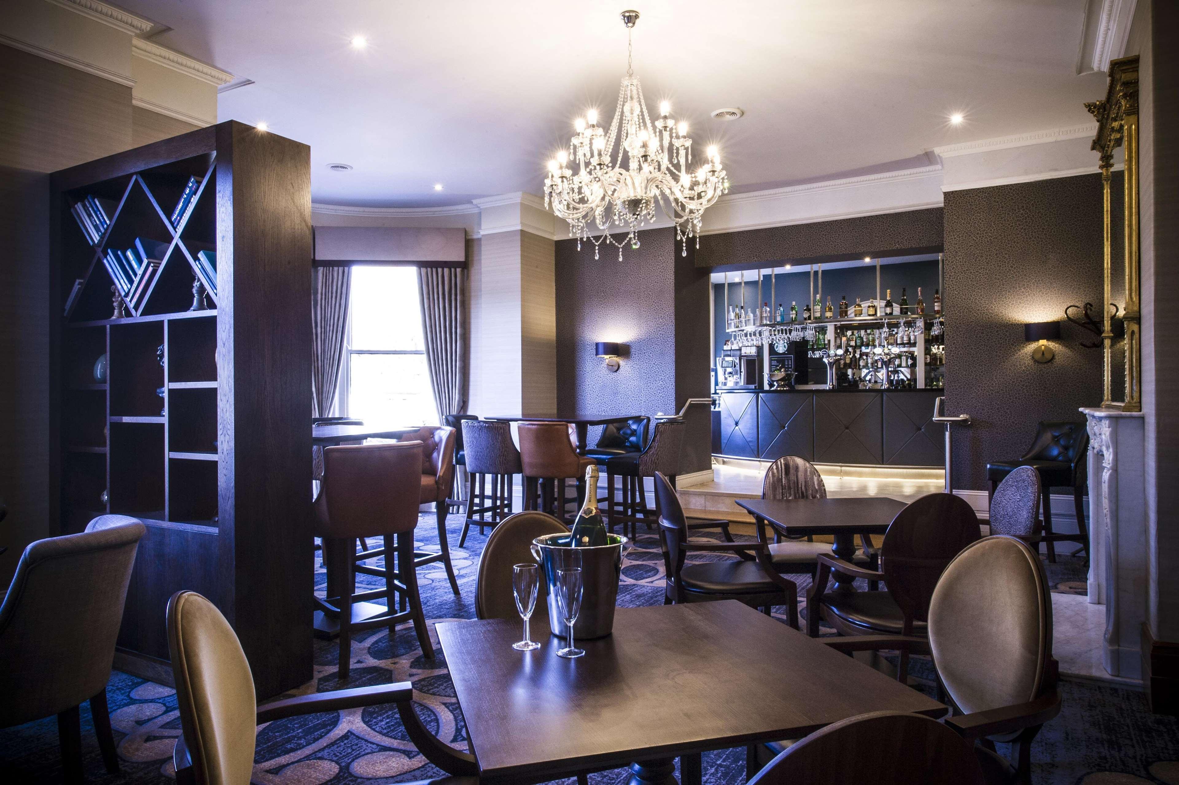Doubletree By Hilton Cheltenham-Cotswolds Экстерьер фото