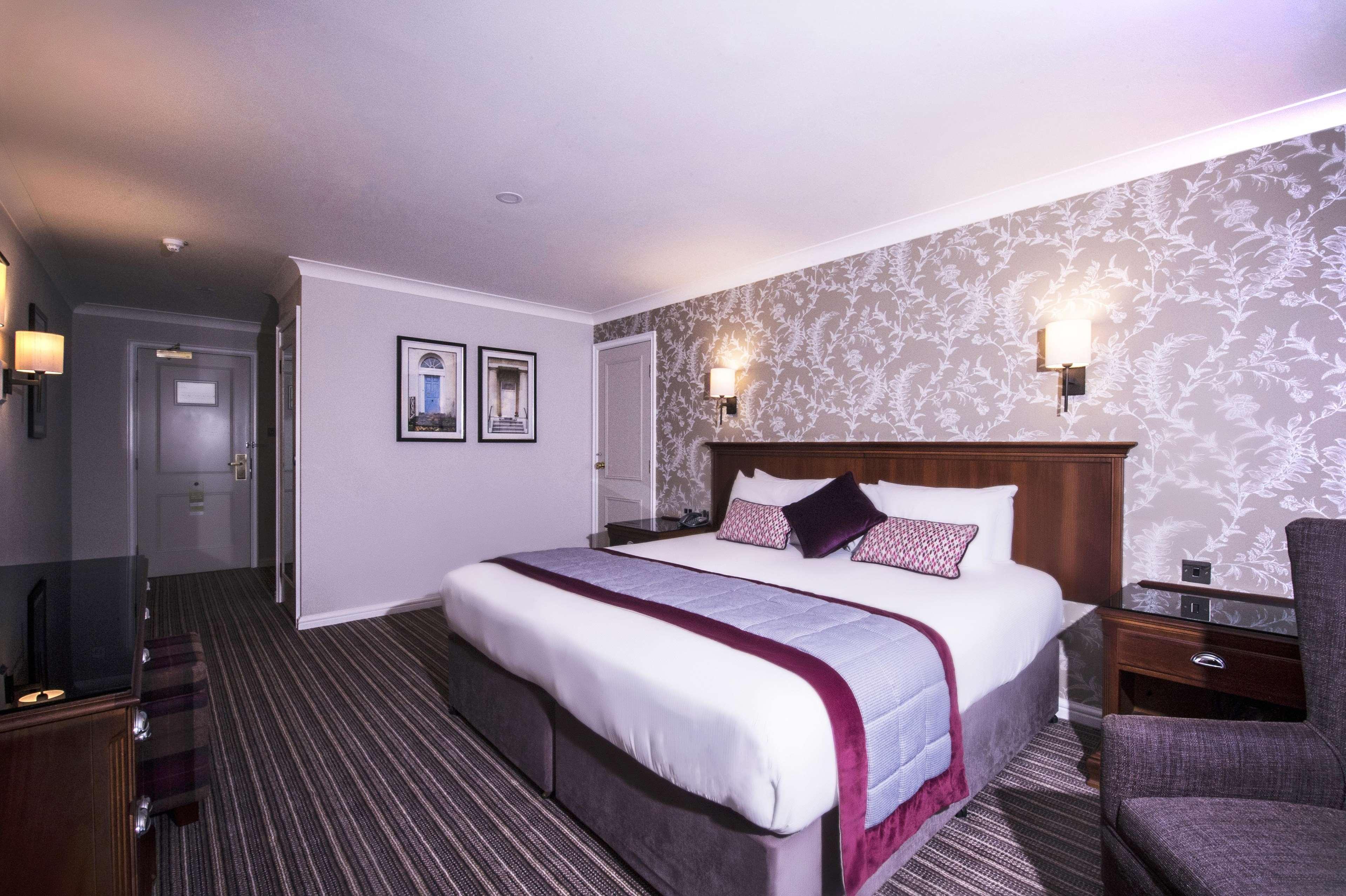 Doubletree By Hilton Cheltenham-Cotswolds Экстерьер фото