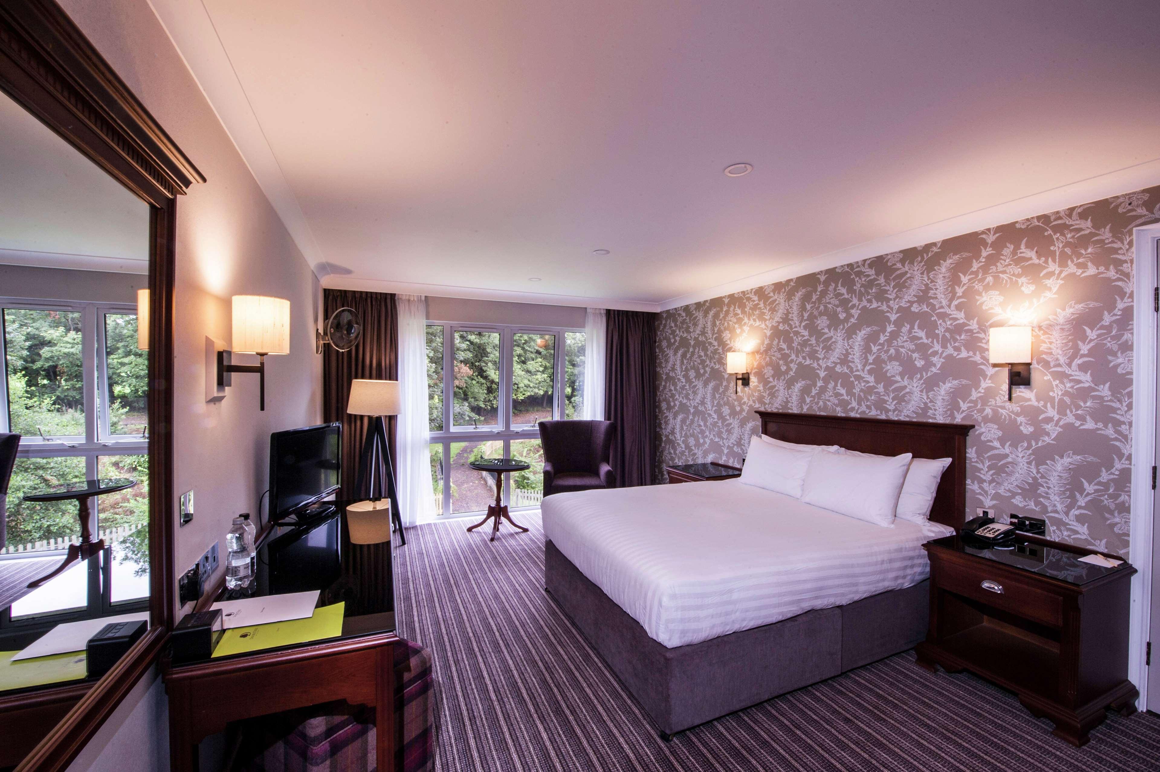 Doubletree By Hilton Cheltenham-Cotswolds Экстерьер фото