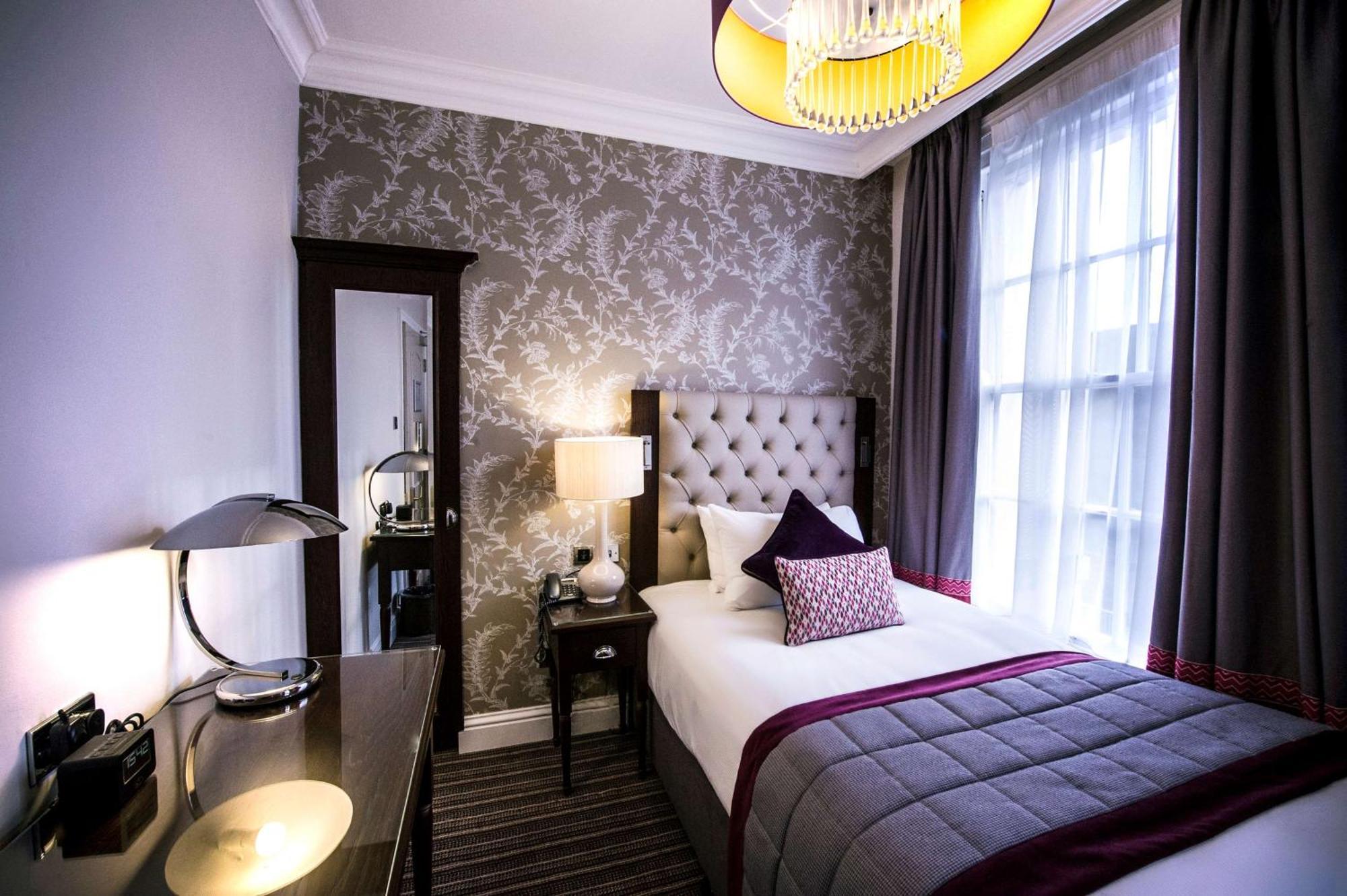 Doubletree By Hilton Cheltenham-Cotswolds Экстерьер фото