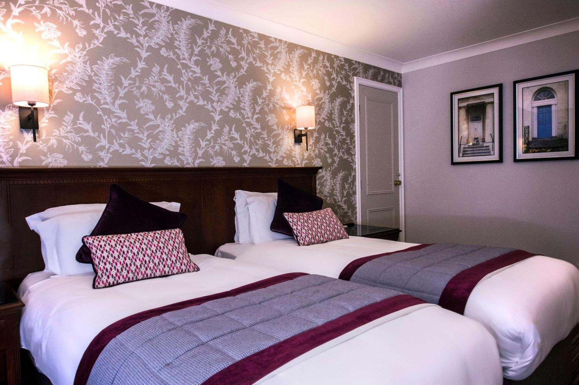 Doubletree By Hilton Cheltenham-Cotswolds Экстерьер фото